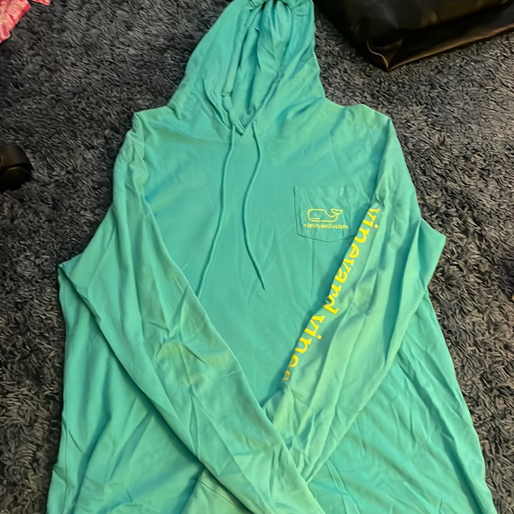 Vineyard Vines Top